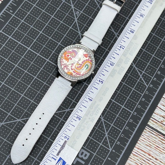 Guess Womens Paisley Floral Dial Crystal Bezel White Leather Watch G75991L‎ main image 7